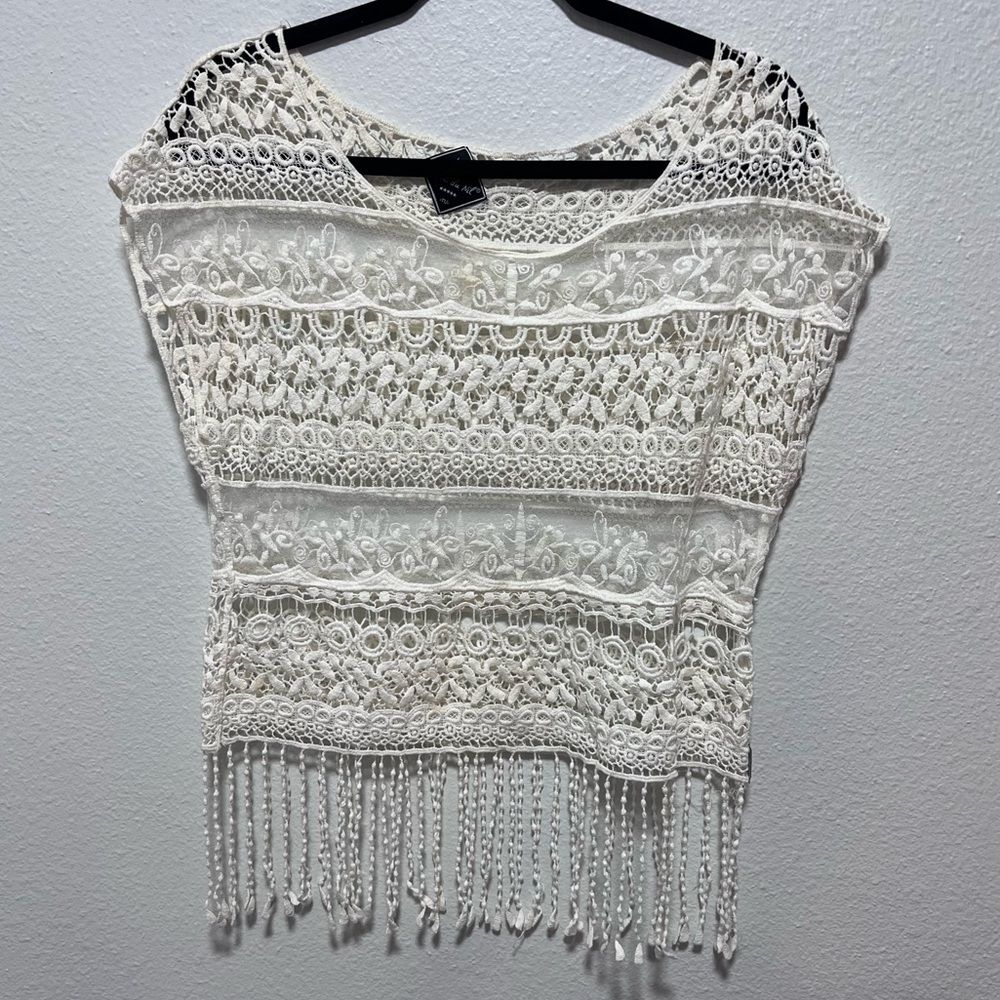 Blanc du Nil White Lace Macrame Fringe Top Size Small